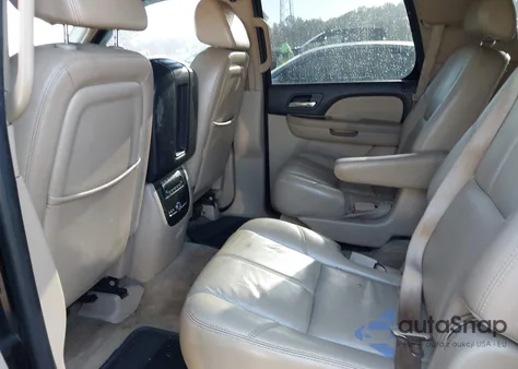 2007 Chevrolet Tahoe Ltz из США, поврежденный, VIN 1GNFK13057R226862